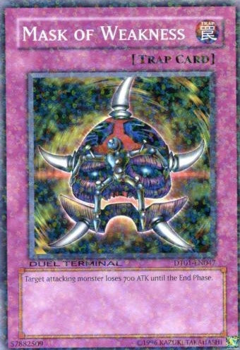 Mask of Weakness [DT01-EN047] Common | Cracking-Singles